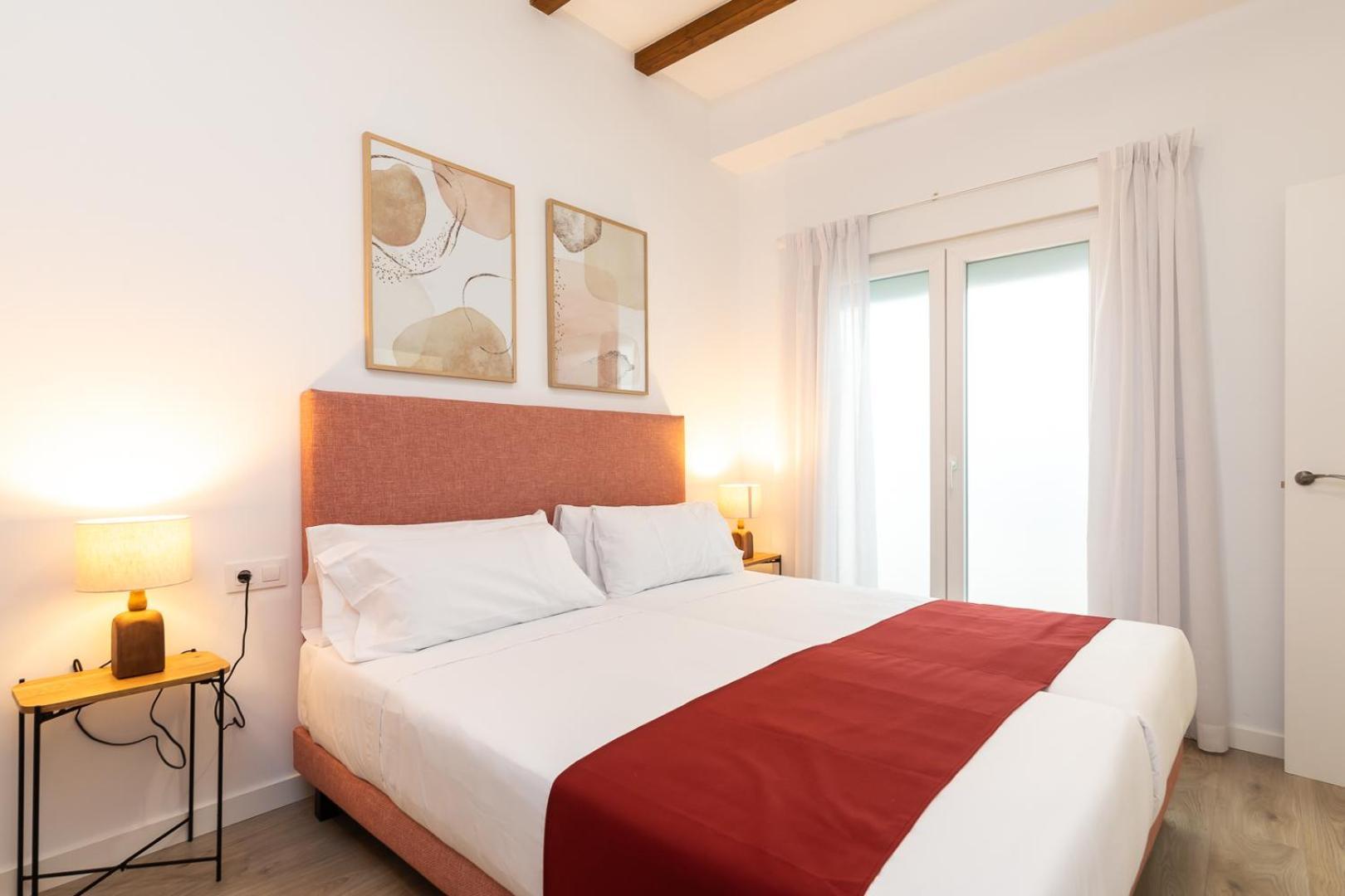 Moontels Plaza De Vannes Валенсия Екстериор снимка