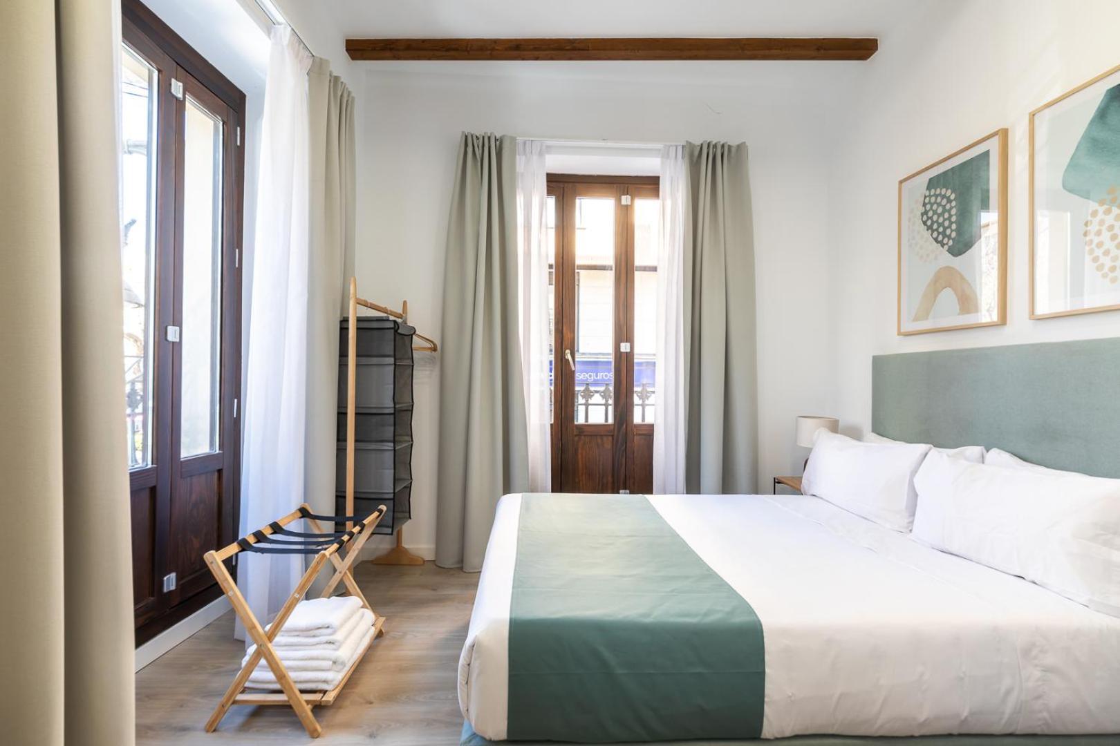 Moontels Plaza De Vannes Валенсия Екстериор снимка