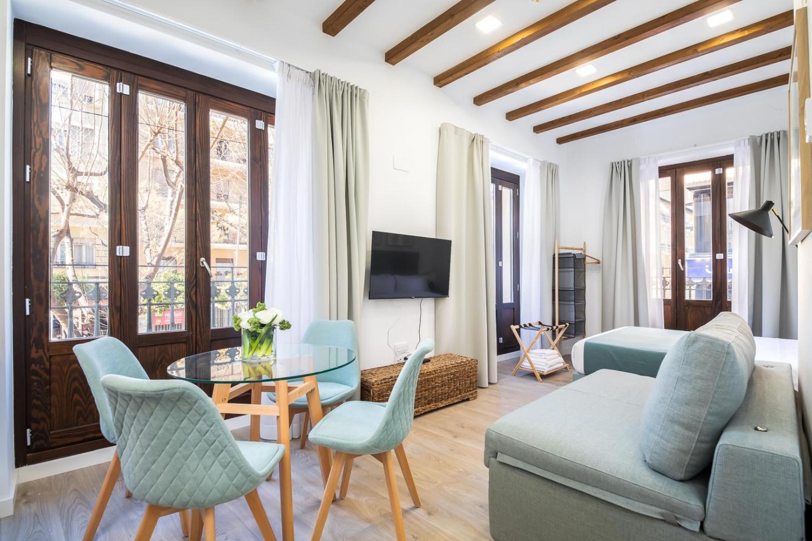 Moontels Plaza De Vannes Валенсия Екстериор снимка